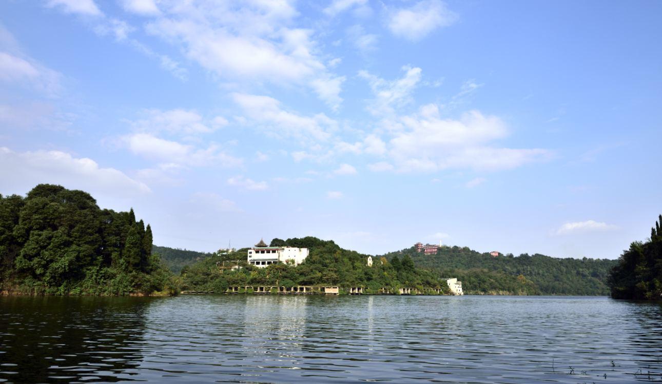 北塔湖.jpg